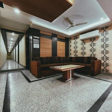 Hotel S L E Residency Varanasi Luaran gambar