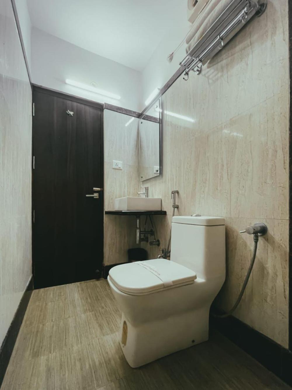 Hotel S L E Residency Varanasi Luaran gambar