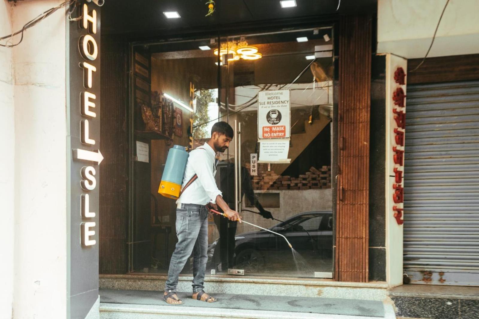 Hotel S L E Residency Varanasi Luaran gambar