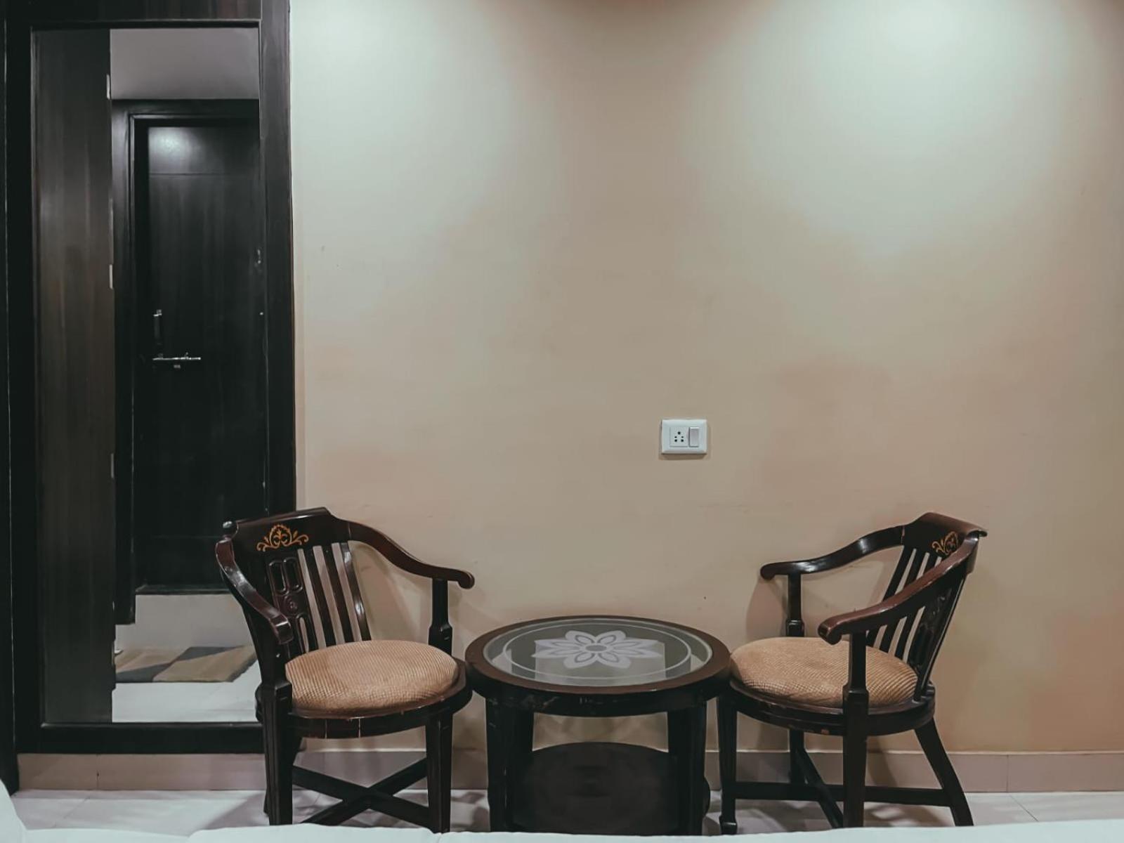 Hotel S L E Residency Varanasi Luaran gambar