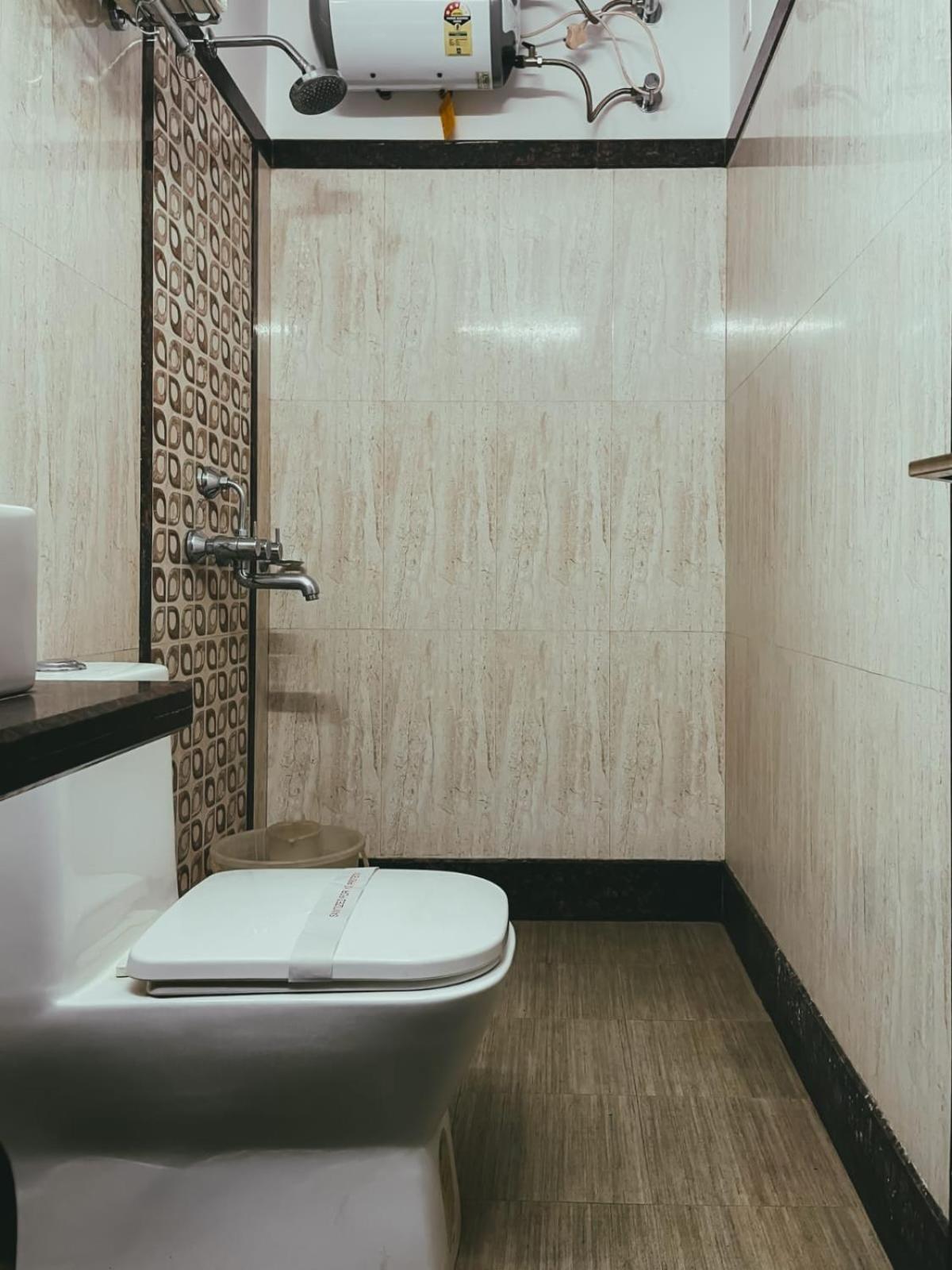 Hotel S L E Residency Varanasi Luaran gambar